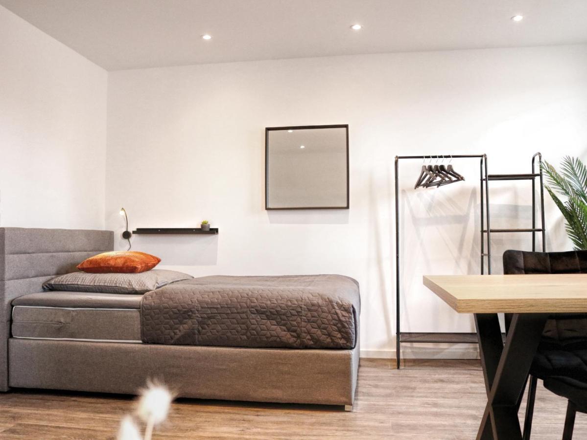 Lightplace • Groessere Gruppen • 4 Einzelzimmer • Boxspring • Smart Tv • Biergarten • Restaurant 브라운슈바이크 외부 사진