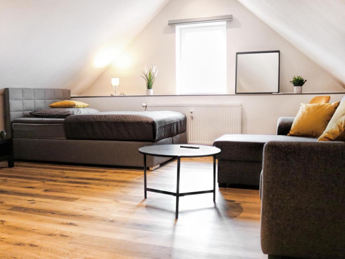 Lightplace • Groessere Gruppen • 4 Einzelzimmer • Boxspring • Smart Tv • Biergarten • Restaurant 브라운슈바이크 외부 사진