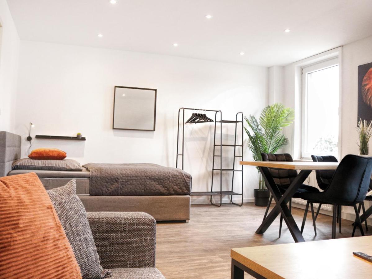 Lightplace • Groessere Gruppen • 4 Einzelzimmer • Boxspring • Smart Tv • Biergarten • Restaurant 브라운슈바이크 외부 사진